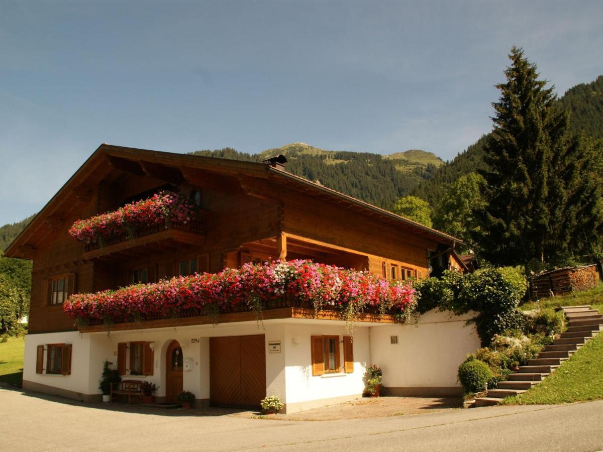 Apartment In Sankt Gallenkirch With Terrace Exteriör bild